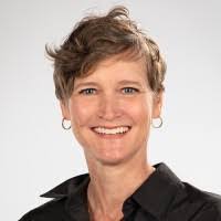 Laura Risinger's Instagram, Twitter & Facebook