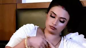 Hottest Indian Housewife Has Sex with Young Boy: Wife Porn | xHamster