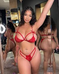 Lexi Love (Instagram Star) - Free nude pics, galleries & more at Babepedia