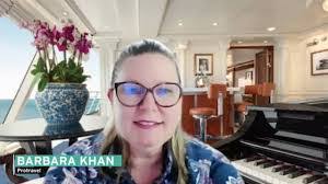 Barbara Khan's Instagram, Twitter & Facebook