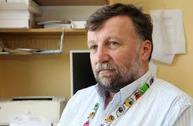 Retiring consultant casts cold eye