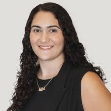 Suzanne Tesi's Instagram, Twitter & Facebook