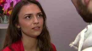 Olivia und Luke küssen sich! (Video)