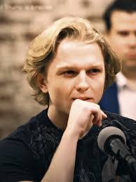 Patience Dean's Instagram, Twitter & Facebook