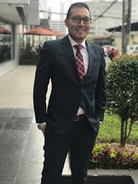 Stream tracks and playlists from dj santiago escobar on your desktop or. Colegio De Jurisprudencia Usfq Conoce A Santiago Escobar Nuevo Profesor De Derecho Penal