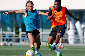 Wade barrett, vic joseph, beth phoenix. U Flmpgh0cprmm