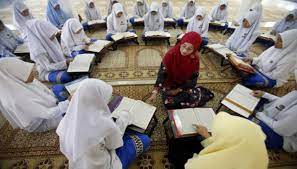 Sampai saat ini muslim malaysia. Malaysia Memikirkan Kembali Pendidikan Islam Untuk Menghasilkan Muslim Global Media Umat