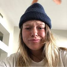 Sarah Baber's Instagram, Twitter & Facebook