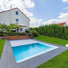 Oberflurrolladen Poolabdeckung Kleine Hinterhof Pools Poolabdeckung Pool Im Garten