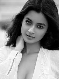 She started her career as a model and brand ambassador for different brands like colors, vodafone, and boroline. Darshana Banik Movies Filmography Biography And Songs Cinestaan Com