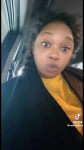 Haut les cœurs Ne les écoutez pas Prenez votre temps. Pour bébé c'est DIEU  qui décide. Svp ne rajoutez pas au stress des femmes en désir de maternité  . C'est vraiment pas évident pour elles. #ODLM