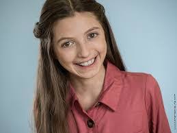 Jade Beck's Instagram, Twitter & Facebook