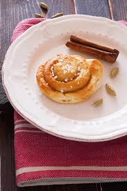 Super angebote für cinnamon roasting hier im preisvergleich. Swedish Cinnamon Rolls Girelle Svedesi Alla Cannella
