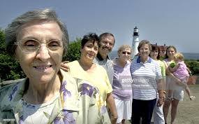 Phyllis Mccartney's Instagram, Twitter & Facebook