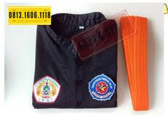 Mempelajari teknik dasar pencak silat dapat dijalankan dengan ketekunan dalam berlatih. Seragam Beladiri Disukseskan999 Profil Pinterest