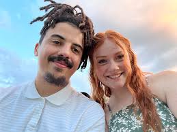 Where to take cute indoor anniversary photos?