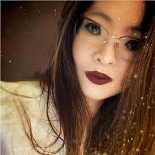 Rosanne Wynn's Instagram, Twitter & Facebook