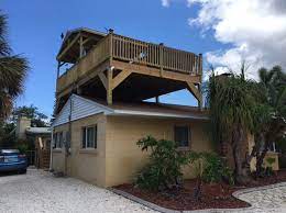 Everyone wants a bus conversion roof top deck! Redington Shores Looks To Outlaw Some Rooftop Decks Beaches Tbnweekly Com