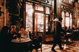It was established in 1720 and is the oldest coffee house in continuous operation in italy, and one of the oldest in the world, (the oldest being café procope founded in paris in 1686). Caffe Florian In Venice Italy S Oldest Cafe Faces Permanent Closure