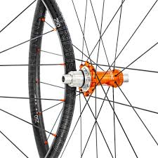 Industry Nine Neue Aluminium Laufradsatze Und Gravel Naben In 2020 Rennrad Laufrad Rad