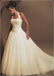 Maybe you would like to learn more about one of these? Love The Neckilne Skirt S A Little Big But Halterneck Is Gorgeous Wedding Splendour Com Halter Wedding Dress Wedding Dresses Wedding Dresses With Straps
