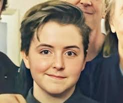 Lola Mccartney's Instagram, Twitter & Facebook