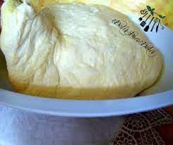 Le tradizioni, gli insegnamenti e i continui aggiornamenti provengono dal nel corso degli anni l'impasto della pizza è stato rivisitato e perfezionato: Pasta Lievitata Con Strutto Ricetta Salata Dolcipocodolci