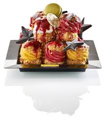 Profiteroles Glacees Coco Framboise Mangue Profiteroles Chocolat De Luxe Beaux Desserts