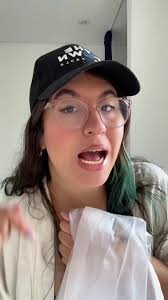 Como Dobrar Uma Capa De Chuva Do Jeito Correto