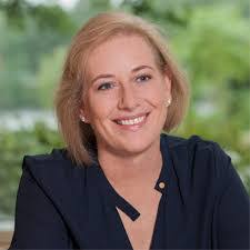 Lisa Bagshaw's Instagram, Twitter & Facebook