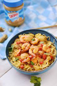 Nouilles Sautees Aux Crevettes Et Beurre De Cacahuetes Skippy Recette Nouilles Sautees Aux Crevettes Nouilles Nouilles Sautees
