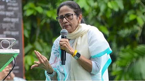क्या शुभेंदु अधिकारी के गढ़ में बैकफुट पर है TMC? नंदीग्राम उपचुनाव में उम्मीदवार पर गहराया सस्पेंस