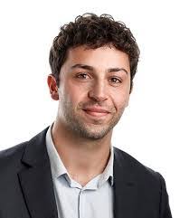 Riley Duke's Instagram, Twitter & Facebook