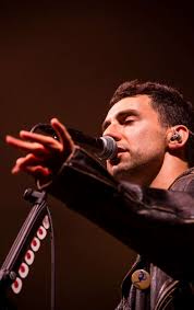 Isabel Dowell's Instagram, Twitter & Facebook