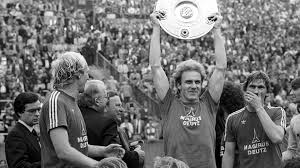 Die zwei jahrzehnte an der klubspitze. 6 Special Moments In Karl Heinz Rummenigge S Career
