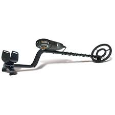 You can find valuable buried metal objects almost anywhere even your backyard but the adventure doesn't stop there the gold digger is perfect for the. Bounty Hunter Lone Star Metal Detector Lone Blain S Farm Fleet
