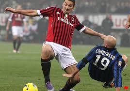 Facebook'ta zlatan ibrahimovic ( a.c milan )'in daha fazla içeriğini gör. Zlatan Ibrahimovic Wins Serie A Player Of 2011 Soccer News India Tv