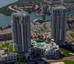 Towers Of Channelside Offering Luxury Waterviews And City Views Featuring A Resort Style Pool Http Www Shel Resort Style Pool Tampa Real Estate City View