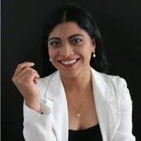 America Robledo's Instagram, Twitter & Facebook