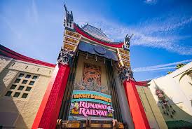 You are joined by a staff member on your ride through many classic hollywood films. Best Hollywood Studios Attractions Ride Guide Disney Tourist Blog