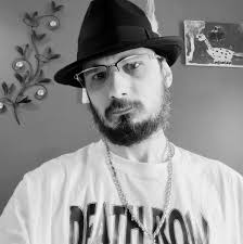 Hello Houston 👋 Meet Chuck Liddell and enter for a chance to win a pair of  🎟 for #UFC262! [ Fri May 14