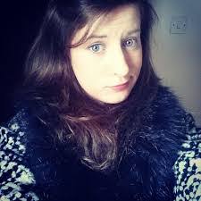 Elizabeth Porteous's Instagram, Twitter & Facebook