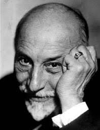 LUIGI PIRANDELLO