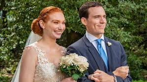 Why Hayley From Love Wedding Repeat Looks So Familiar In 2020 Wedding Movies Wedding Wedding Dresses Lace