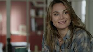 Lundi 12 octobre à un si grand soleil … sofia déclare les choses avec bilal. Resumes Un Si Grand Soleil En Avance France 2 Les Spoilers Devoiles Un Si Grand Soleil Nouveautes Tele Com
