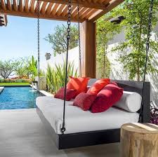 Indoor Outdoor Swing The Peninsula Swing Bed Free Shipping Bedswing Letti A Dondolo Letti Di Design Idea Di Decorazione