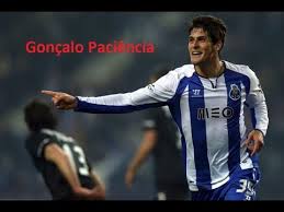 Gonçalo mendes paciência (born 1 august 1994) is a portuguese professional footballer who plays as a centre forward for german club fc schalke 04 on loan from eintracht frankfurt. Goncalo Paciencia Best Goals And Skills Youtube