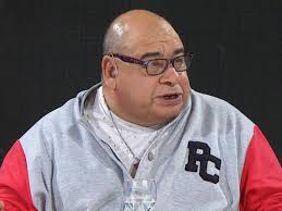 Chocó Roly Serrano y lo internaron de urgencia: está en terapia intensiva