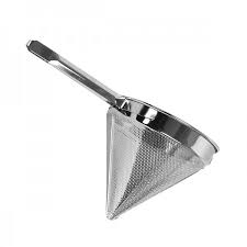 Removable strainer efficiently strains stocks, custards and sauces, or use it to filter the oil from your deep fryer. Tigerchef Stainless Steel China Cap Coarse Mesh Strainer 12