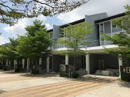 For enquiries call +60 3 7954 0868 or visit website for more info. Ensemble The Glades Putra Heights Hartanah Sentral